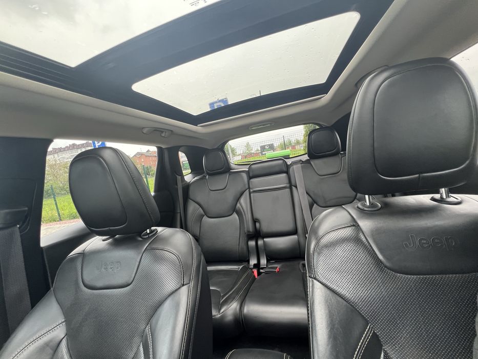 Джип Чероки 2015, 2.4 газ бензин