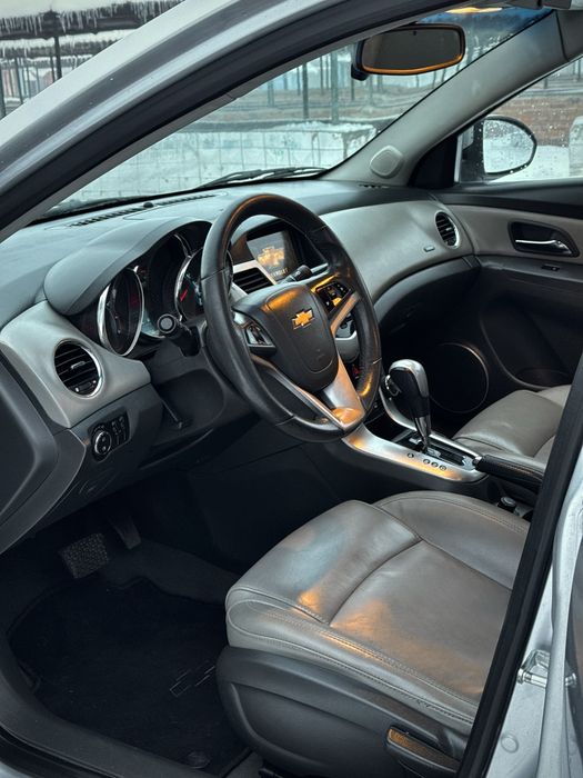 Chevrolet Cruze LT ltz 1.8 AT