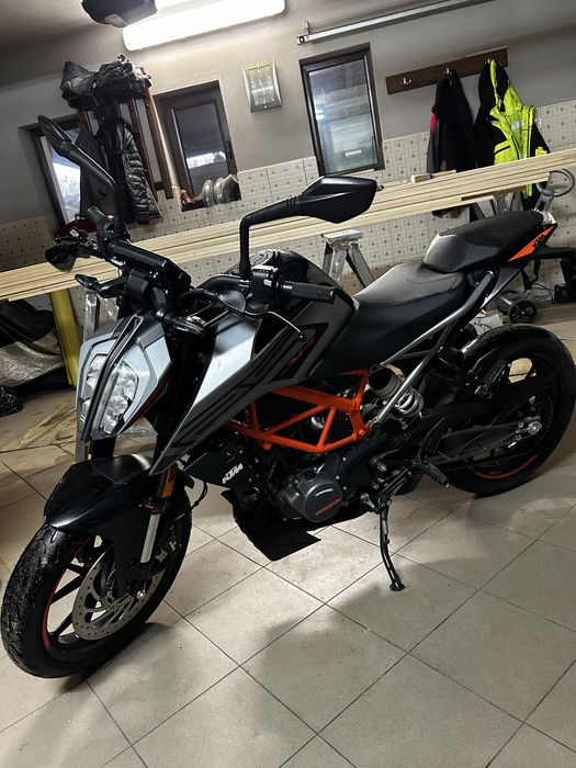 Ktm duke 125. Polski salon