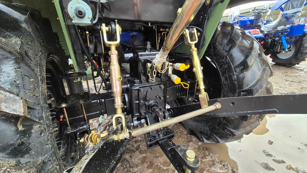 Трактор с кабиной Кентавр 404 СЦ 2025 года новая обшивка