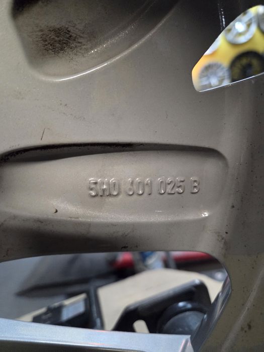 Felgi Aluminiowe 5x112 6,5Jx17 ET 46 Volkswagen