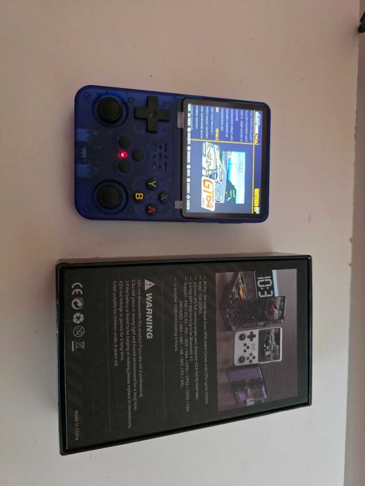 consola retro  R36S nova