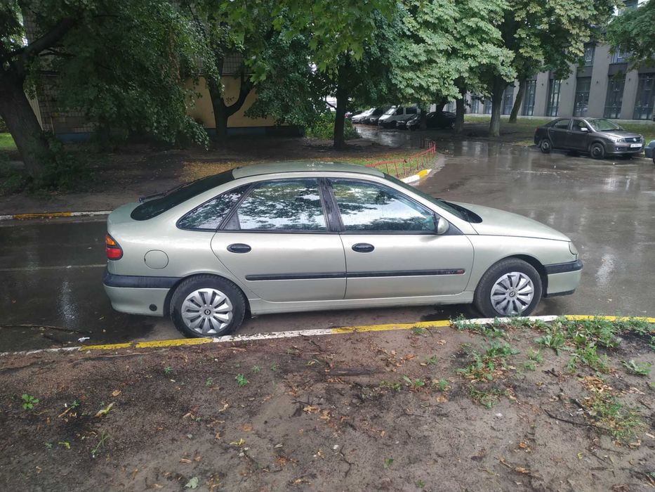 Продаж Renault Laguna 1 покоління рестаіл 2001