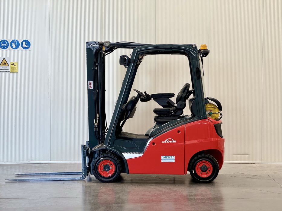 Empilhador Linde 1.6t - Gás