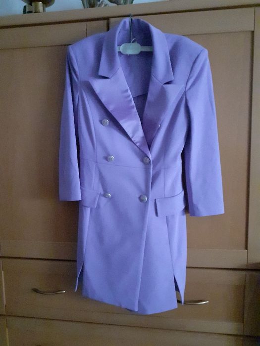 Vestido ( Blazer ) Cor lilás  ( Marca Imperial  )