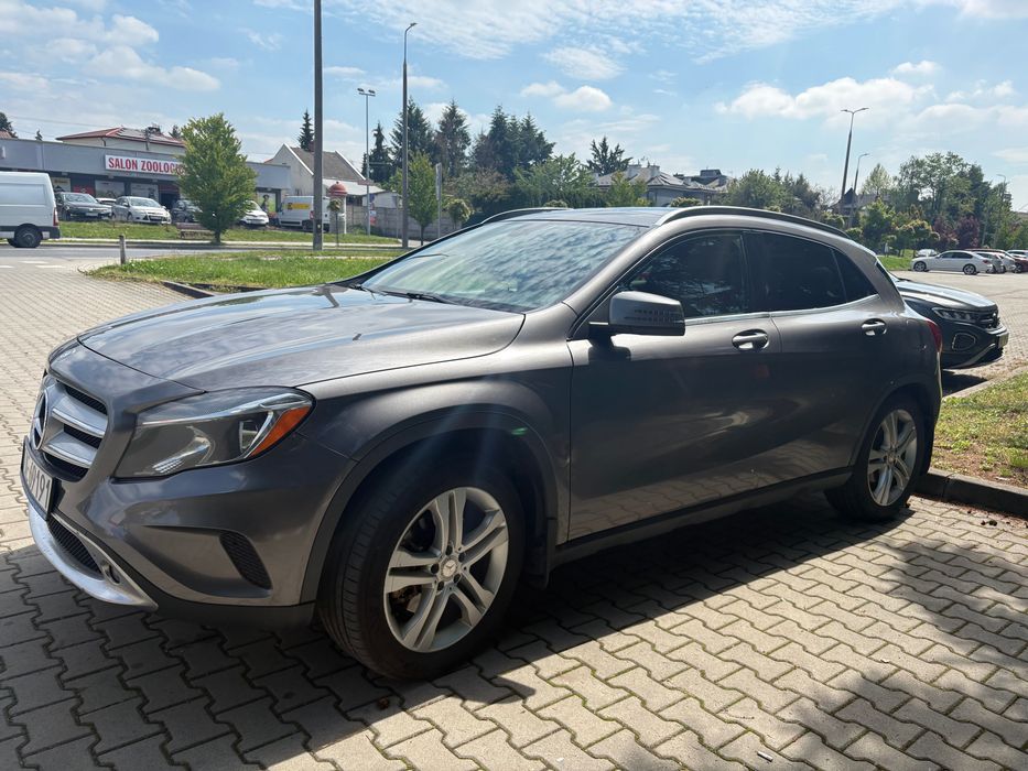 Mercedes Benz GLA