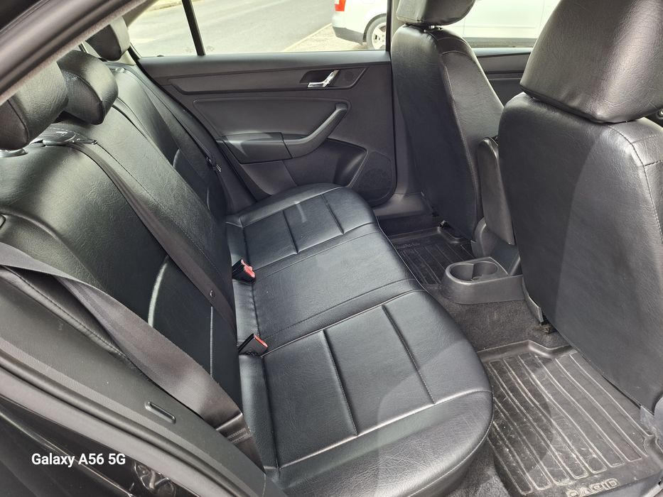 Skoda rapid 1.6 tdi 2014