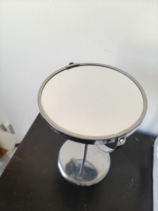 Espelho de mesa giratório