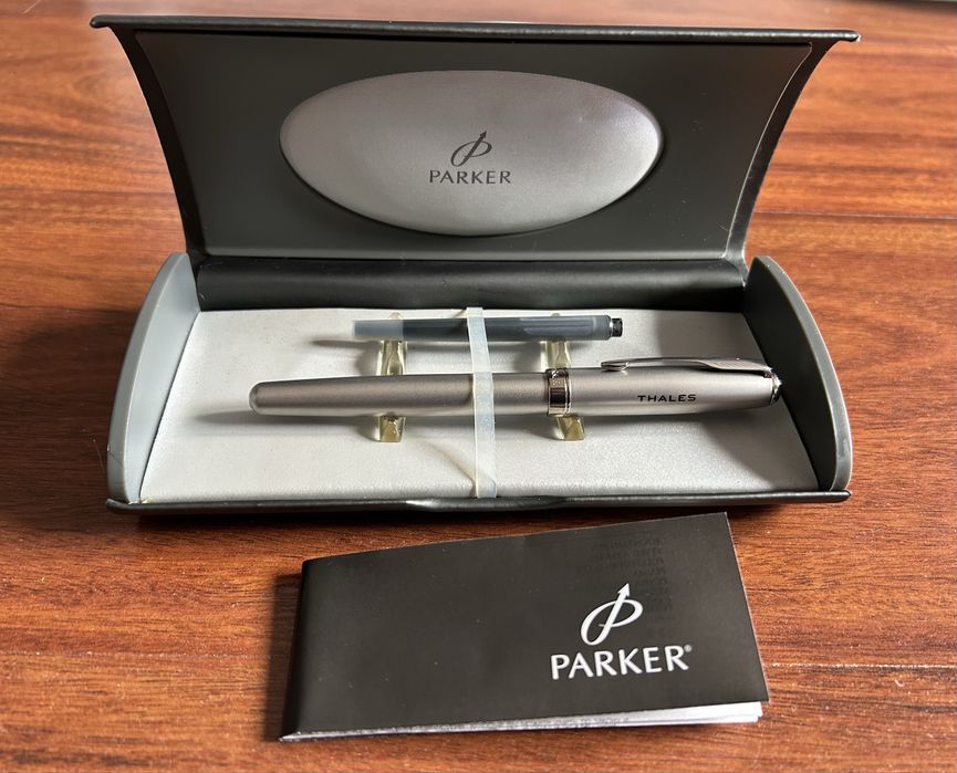 Caneta Parker Thales