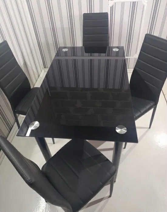 Обеденный стеклянный кухонный стол и 4 стула Обідній стіл та стільці