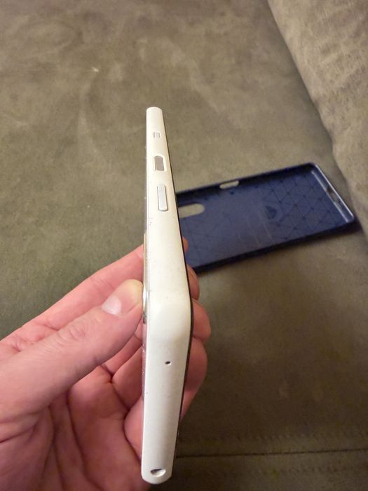 Sony Xperia 10 III 6/128 GB – stan bardzo dobry, szkło na ekranie