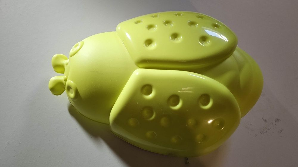 Vendo Candieiro de parede juvenil