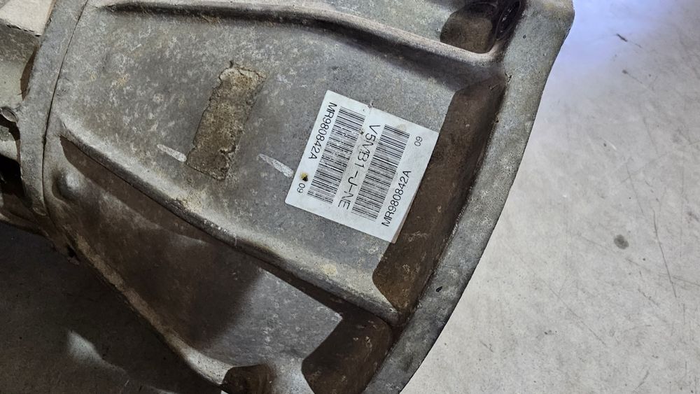 Caixa velocidades mitsubishi L200