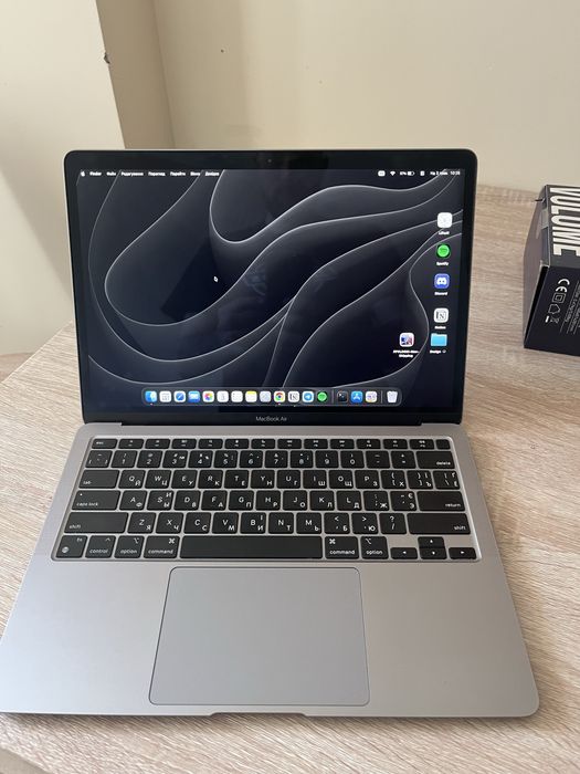 Macbook Air M1 2020 8 256 gb Space Gray ноутбук
