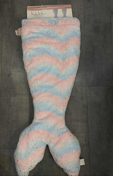 Prześliczny śpiwór ocieplany.