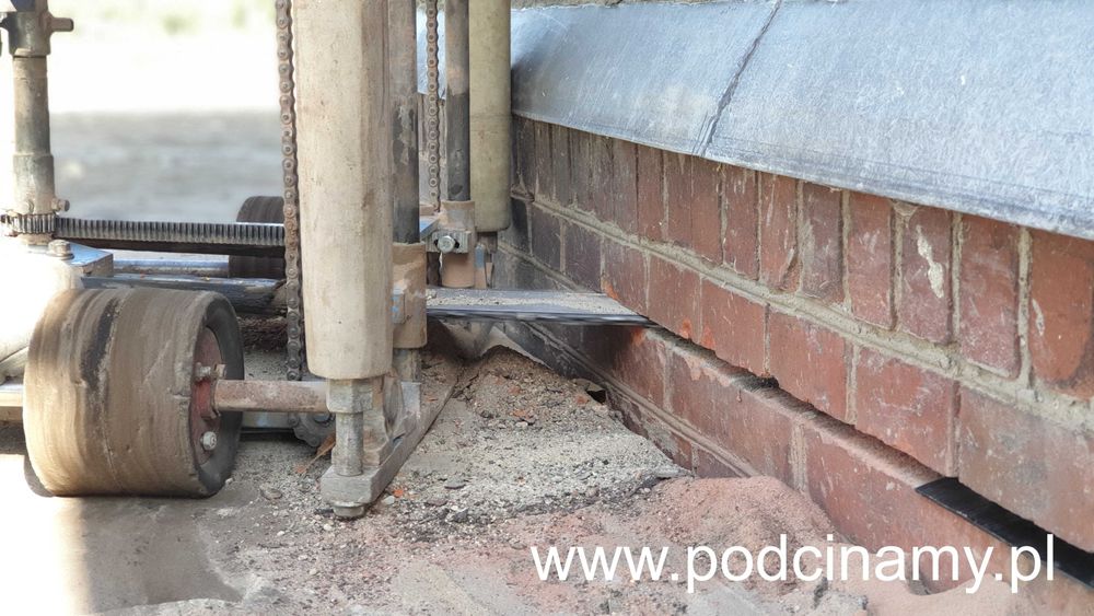 OSUSZANIE BUDYNKÓW MURÓW, wymiana izolacji poziomej - podcinanie