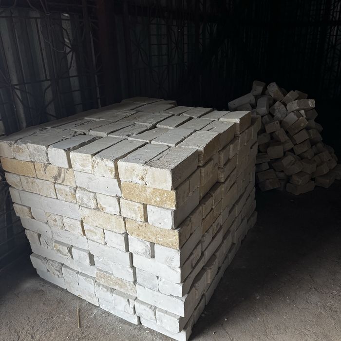 Продам бу кирпич