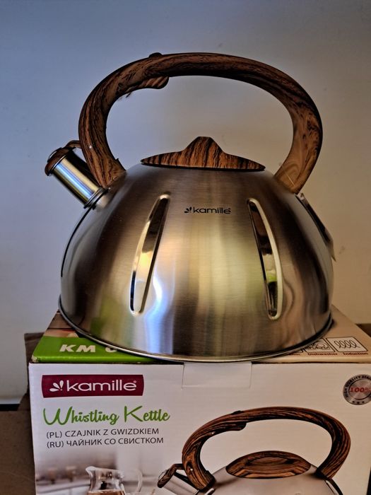 Чайник наплитний зі свистком Kamille