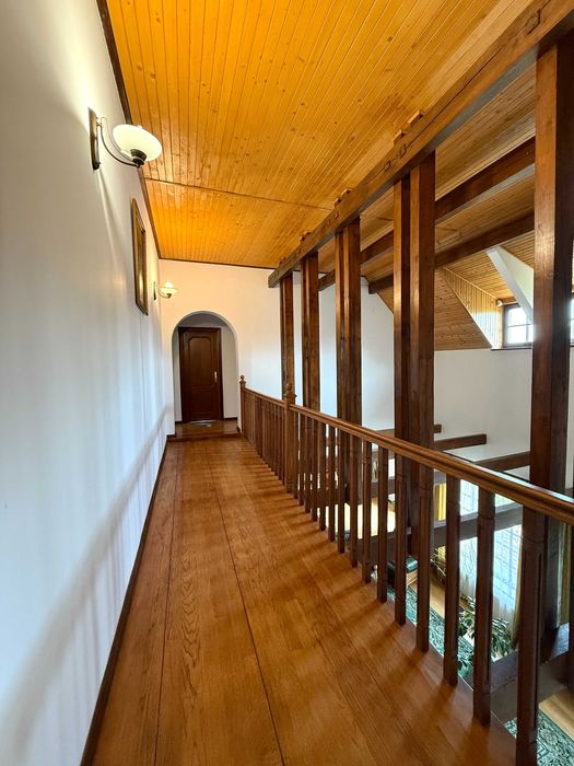 Продаж заміський будинок 450м2 15 сот.землі Брюховичі р-н рест. Байка