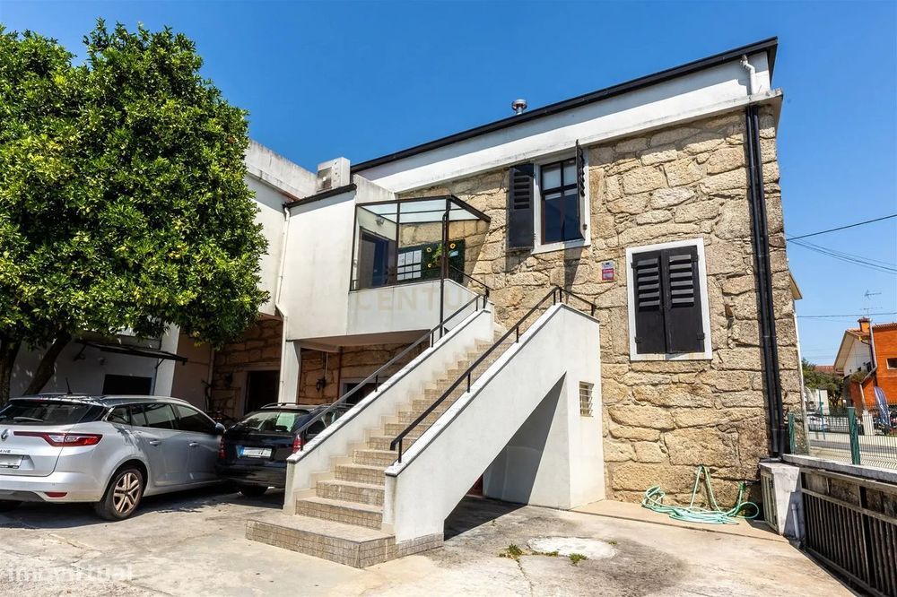 Restaurante Típico a 10 minutos do Porto