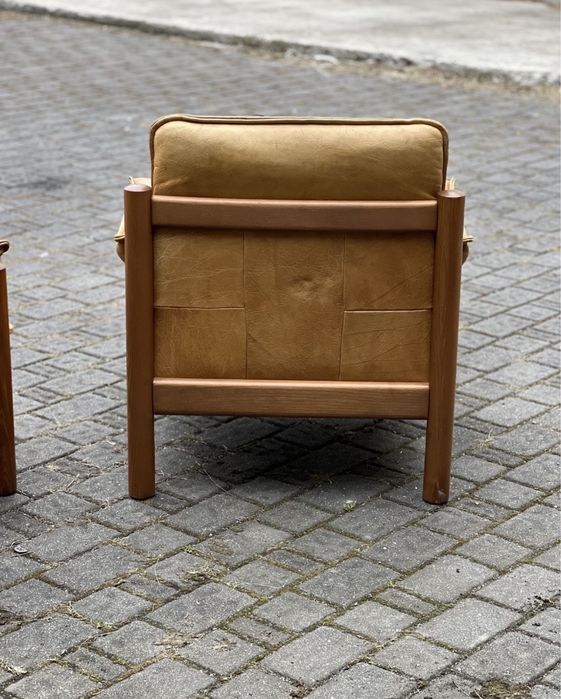Mid century zestaw: sofa / fotel / podnóżek. Skóra bawola