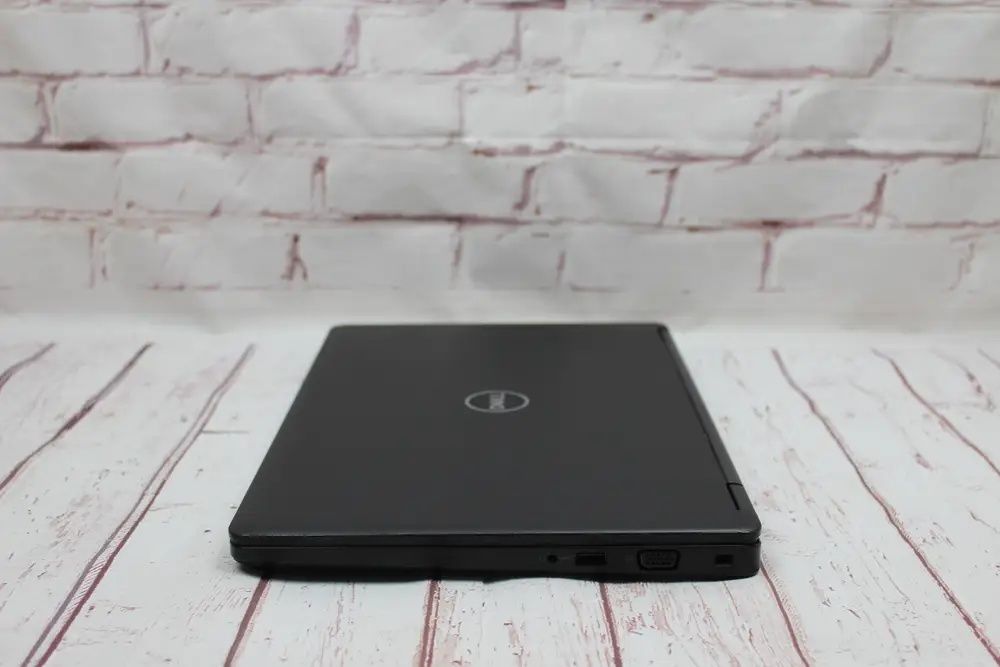 Продаеця Dell latitude 5490