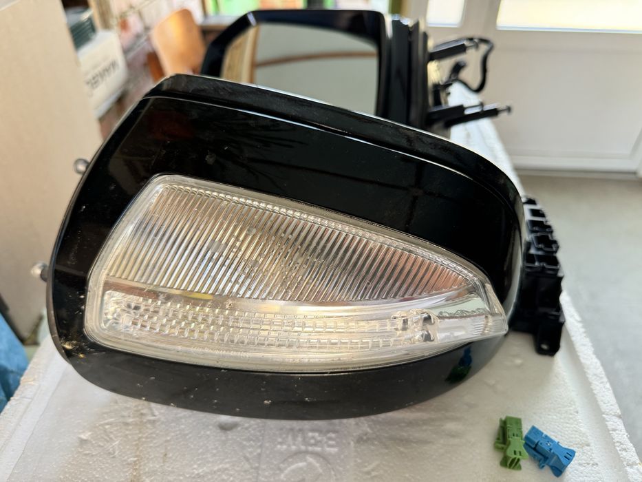 Зеркала ML W164, блоки в двери