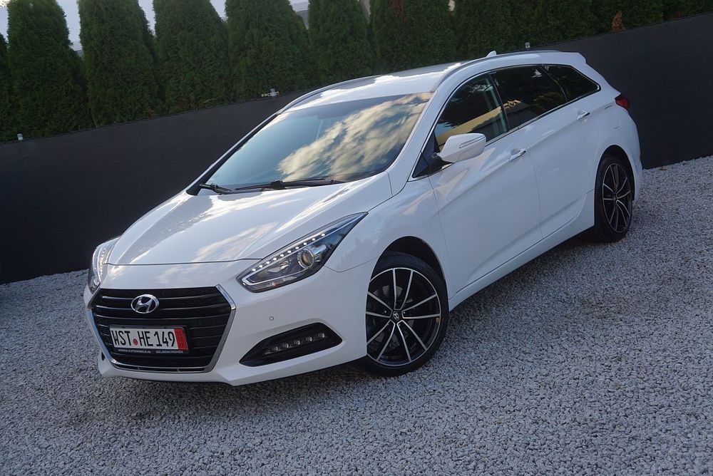 Hyundai i40 2.0 benzyna LIFT BOGATA OPCJA Kamera Navi Ledy Fabryczny Lakier
