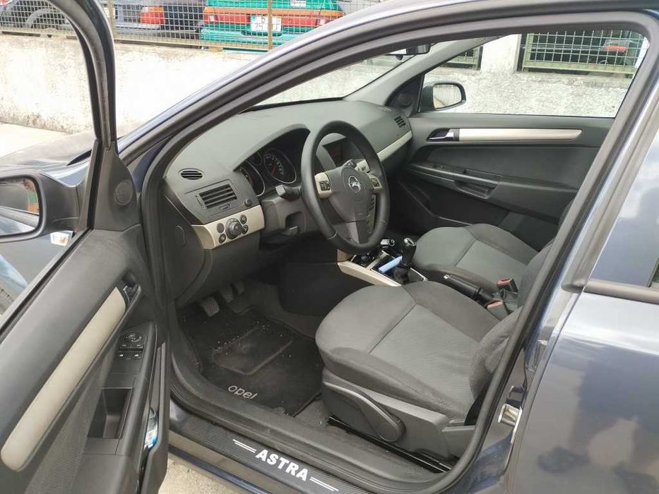 Opel Astra em óptimo estado sem acidentes