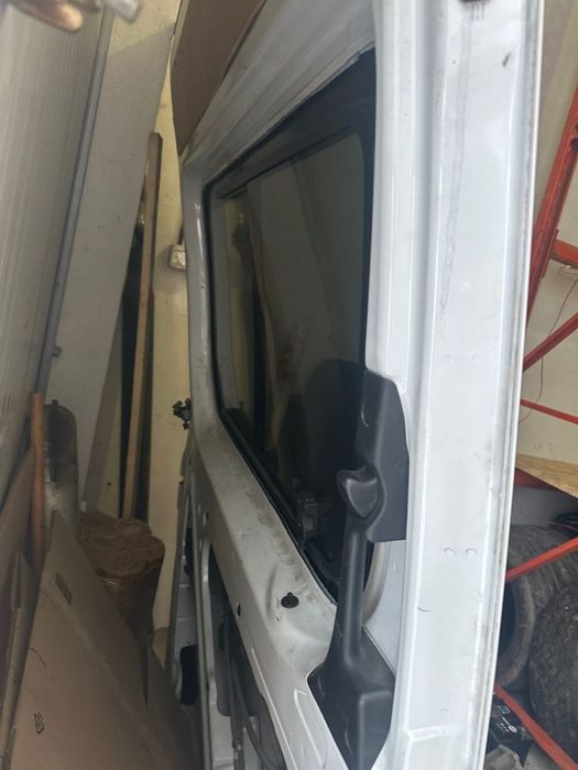 Боковая Двері Mercedes Sprinter W906