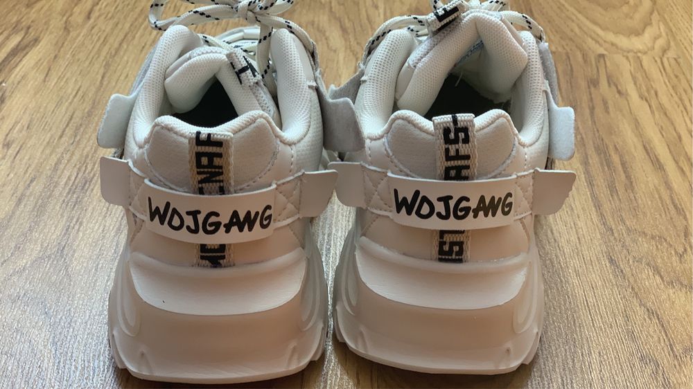 Кросівки дівчачі 35 р. Kimboo