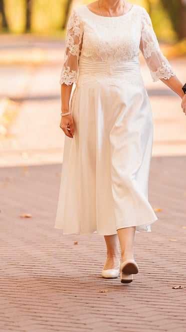 Sprzedam suknię ślubną firmy JJ House