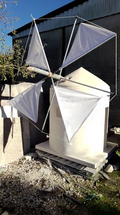 MOINHO EM PEDRA com vela