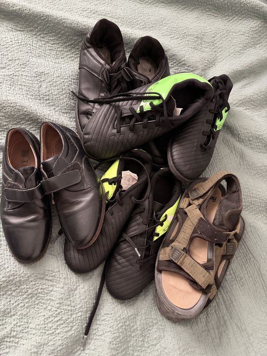 Buty od 32 ,34 ,35 i dla piłki nożnej