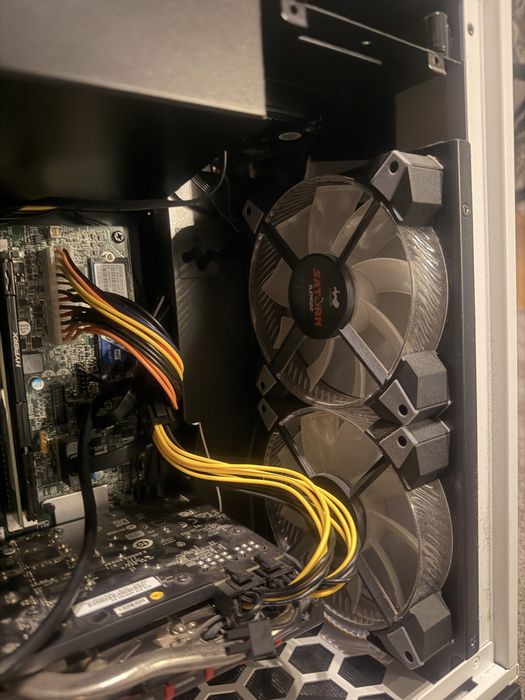 Komputer do gier sprzedam lub wymienie za kierownice do gier logitech g29
