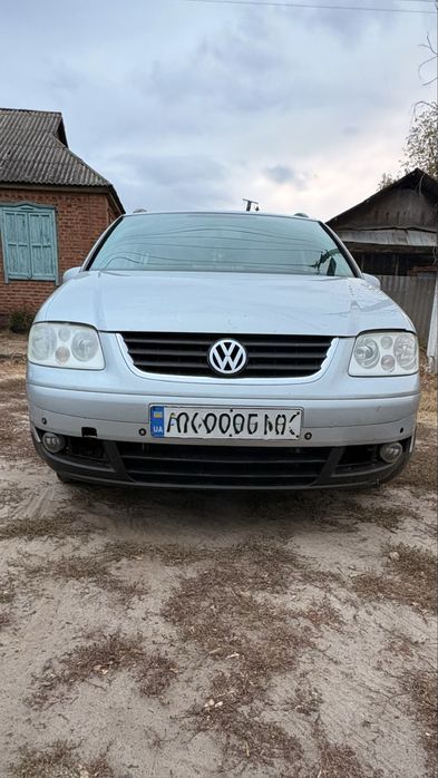 Volkswagen Touran 1.6 FSI