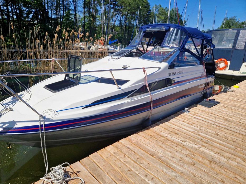 Łodź motorowa jacht Bayliner 2150CT 5.8L V8 + PRZYCZEPA