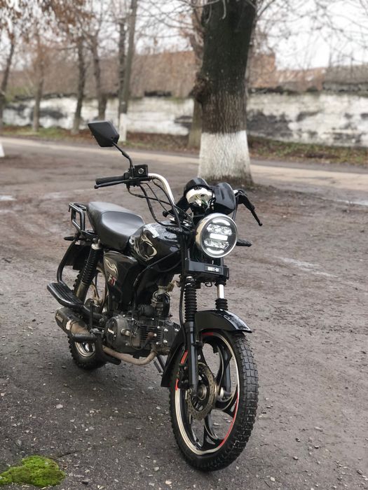 Продажа мустанг фіт 125