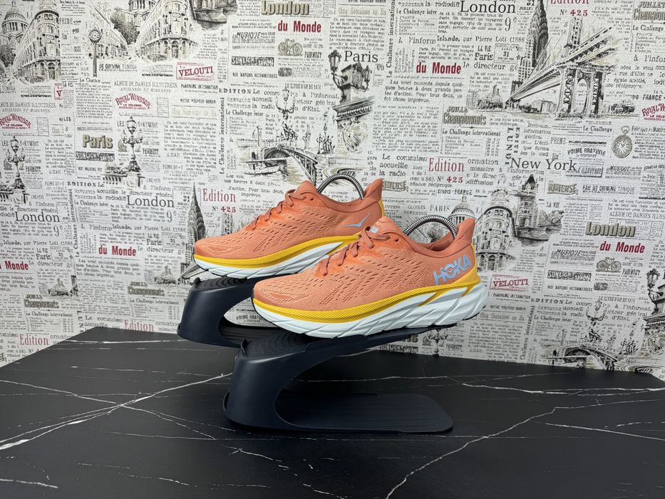 Оригінал Розмір 42 Кросівки Hoka One One Clifton 8 Взуття