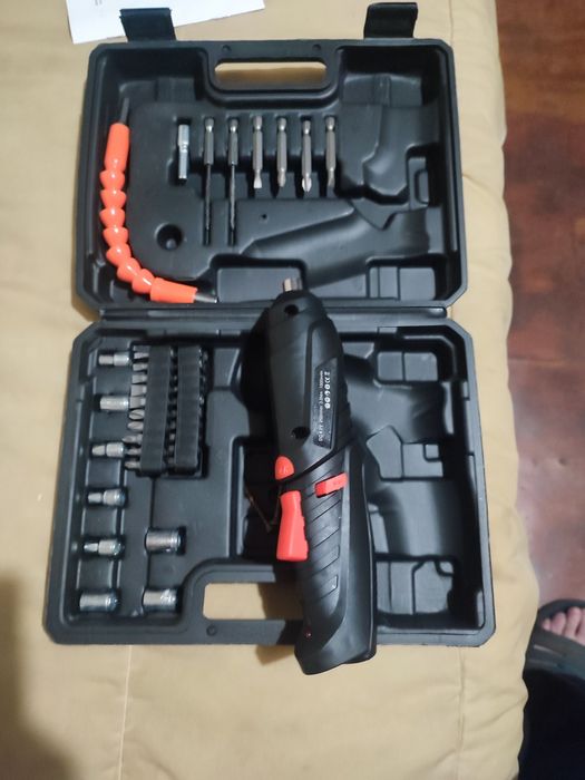 Электроотвертка шуруповёрт.