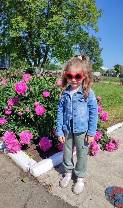 Джинсовий піджак, куртка на 4-5 років