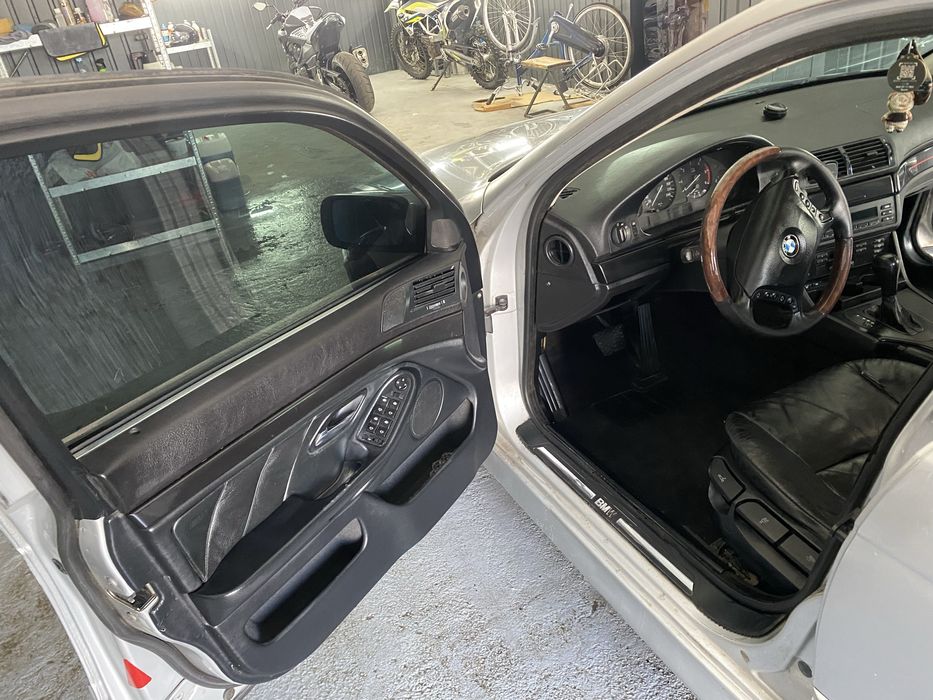 Продам бмв е39 530д торг