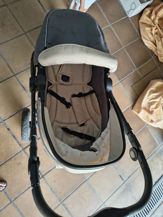 Carrinho bebe zippy