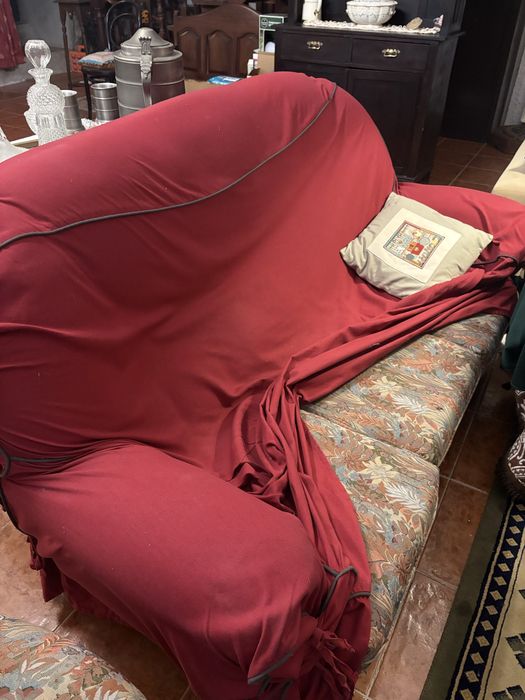 Sofa e 2 maples