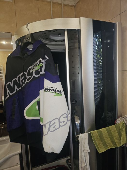 Курточка Kawasaki