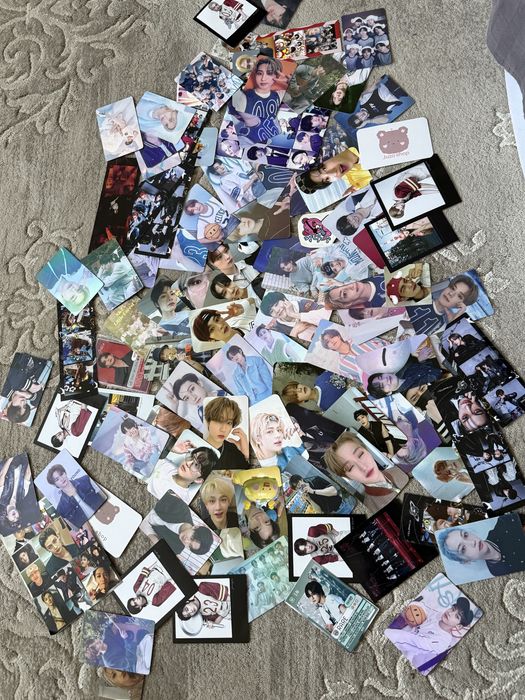 Карти/наліпки Stray kids