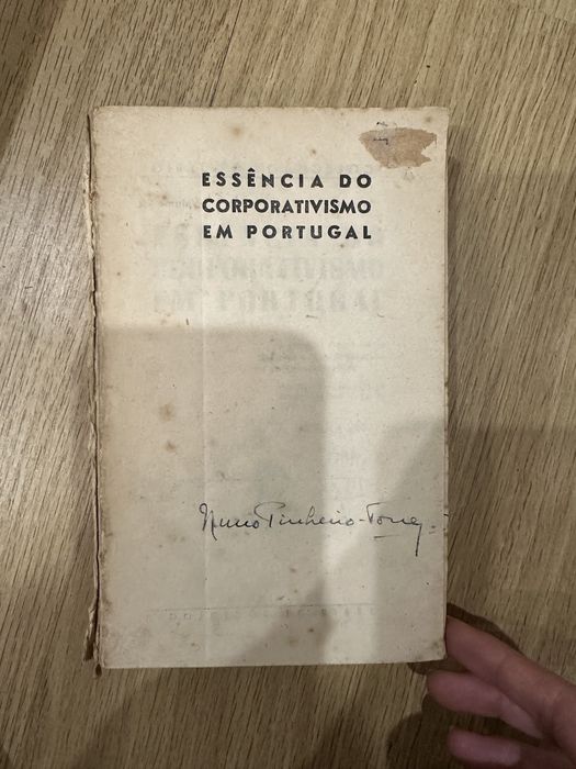 Livro de Henrique Marques - Essência do Corporativismo em Portugal