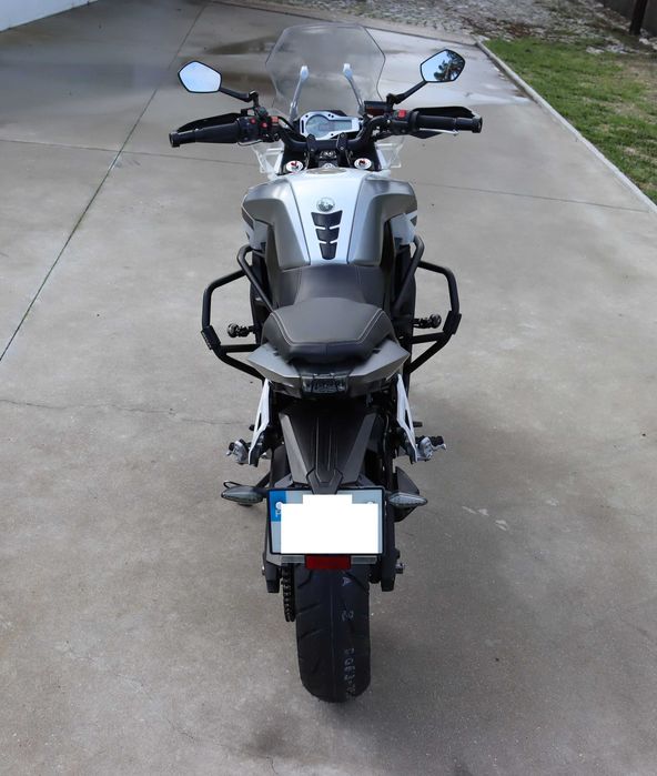 CF Moto 650 MT Impecável