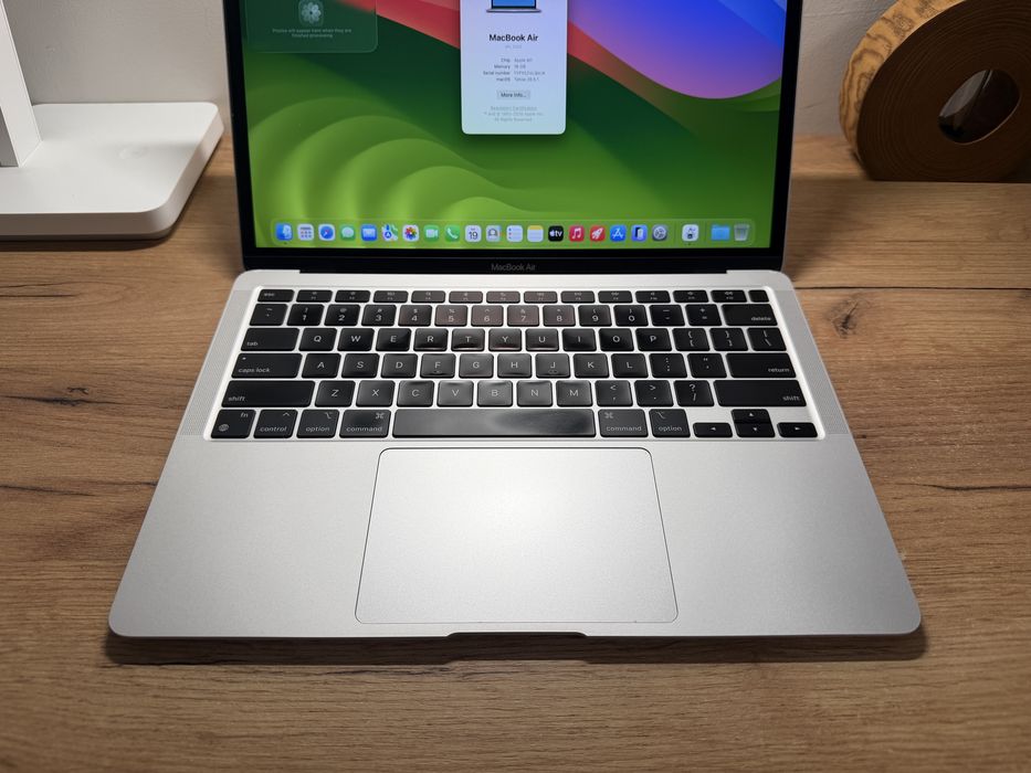 MacBook Air M1 16GB RAM 256GB SSD Silver 86%