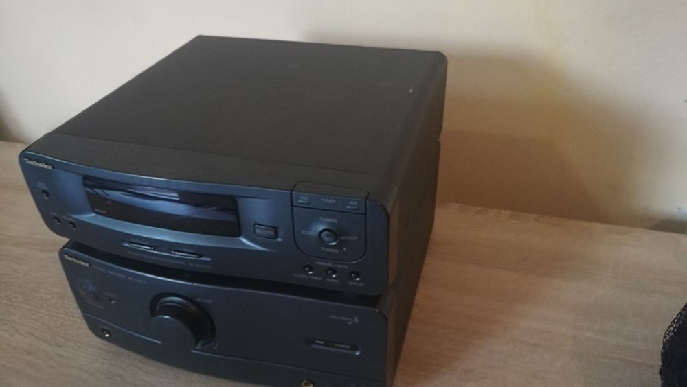 Technics SE -CH 610 Amplifer  Processor Tuner ST- Ch510